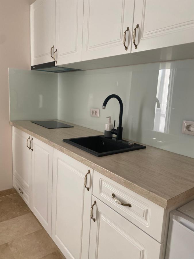 Apartment 4